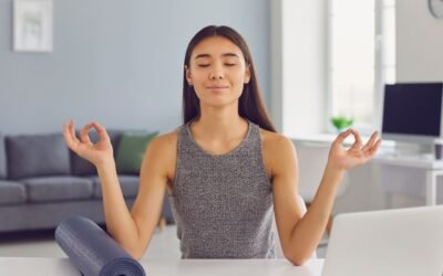 The Power of Pause: Mindful Moments in a Hectic World